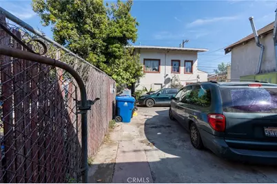 1217 W 39th Street, Los Angeles, CA 90037 - Photo 5