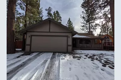 542 E Barker Boulevard, Big Bear City, CA 92314 - Photo 3