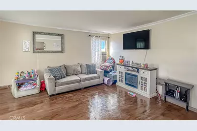 6725 Pioneer Boulevard, Whittier, CA 90606 - Photo 3