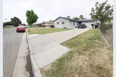 2709 Laurel Drive, Bakersfield, CA 93304 - Photo 1