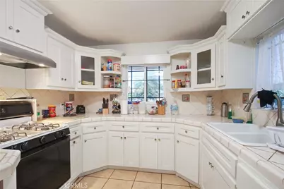 3668 W 109th Street, Inglewood, CA 90303 - Photo 9