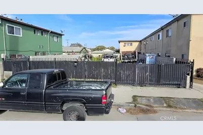 6370 N Paramount Boulevard, Long Beach, CA 90805 - Photo 1