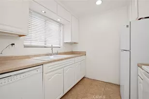 933 N Cedar St, Inglewood, CA 90302 - Photo 9