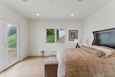 2501 Barrymore Drive, Malibu, CA 90265 - Photo 17
