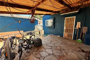 2146 Golden Ave, Long Beach, CA 90806 - Photo 9