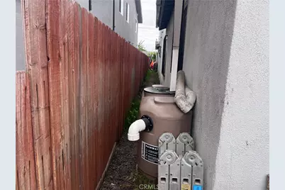 10970 Avalon Boulevard, Los Angeles, CA 90061 - Photo 23