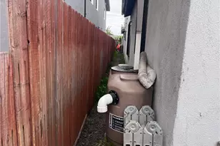 10970 Avalon Blvd, Los Angeles, CA 90061 - Photo 23