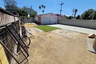 2920 Van Buren Pl, Los Angeles, CA 90007 - Photo 9