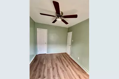 7700 McKinley Avenue, Los Angeles, CA 90001 - Photo 3
