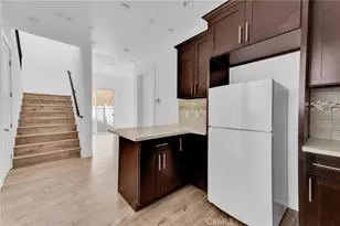 7419 N Mia Ln, Van Nuys, CA 91405 - Photo 5