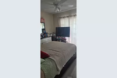 717 W 54th Street, Los Angeles, CA 90037 - Photo 3