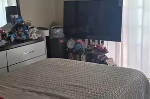 717 W 54th St, Los Angeles, CA 90037 - Photo 3