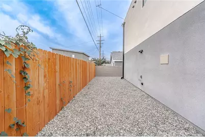 232 E Gage Avenue, Los Angeles, CA 90003 - Photo 75