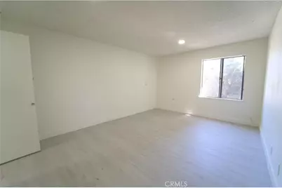 600 W Third St #B211, Santa Ana, CA 92701 - Photo 3
