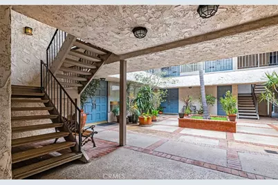 3205 Ocean Park Blvd, Santa Monica, CA 90405 - Photo 5
