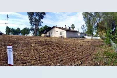 23811 Newport Dr, Menifee, CA 92587 - Photo 3