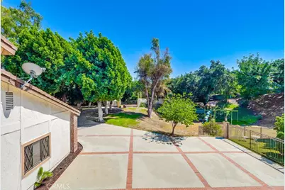 3535 E Cortez, West Covina, CA 91791 - Photo 37