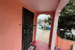 529 W 56th St, Los Angeles, CA 90037 - Photo 21