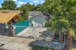 2115 E 114th St, Los Angeles, CA 90059 - Photo 3