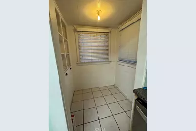 214 E 56th Street, Los Angeles, CA 90011 - Photo 13
