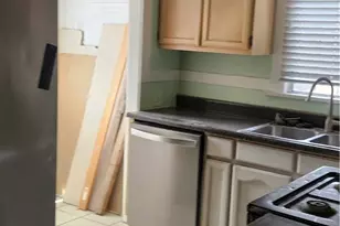 214 E 56th St, Los Angeles, CA 90011 - Photo 23