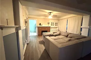 214 E 56th St, Los Angeles, CA 90011 - Photo 11