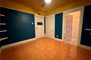 214 E 56th St, Los Angeles, CA 90011 - Photo 9