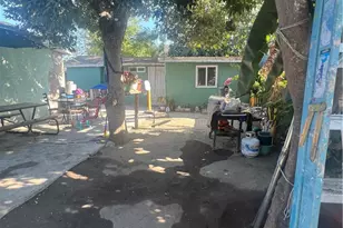 1734 E 63rd St, Los Angeles, CA 90001 - Photo 9