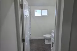 452 Laconia Blvd, Los Angeles, CA 90061 - Photo 23