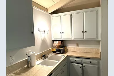 8616 N Loop Boulevard, California City, CA 93505 - Photo 33