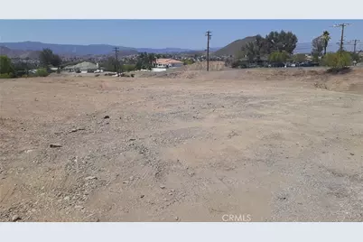 24181 Beverly, Menifee, CA 92587 - Photo 5