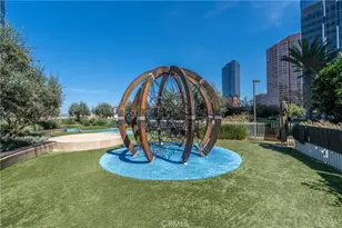 877 Francisco St, Los Angeles, CA 90017 - Photo 25