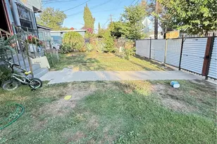 1963 E 111th St, Los Angeles, CA 90059 - Photo 5