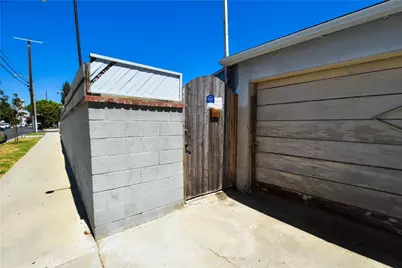 15058 Friar Street, Van Nuys, CA 91411 - Photo 21