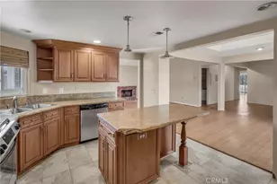 28955 Lillyglen Dr, Canyon Country, CA 91387 - Photo 21