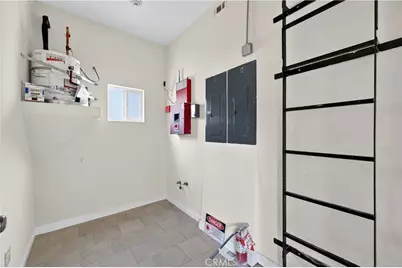 447 N Prairie Avenue, Inglewood, CA 90301 - Photo 23