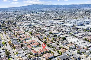 1129 Dahlia Way, Torrance, CA 90502 - Photo 43