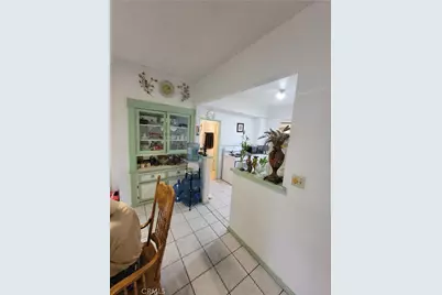 718 S Vine Avenue, Ontario, CA 91762 - Photo 13