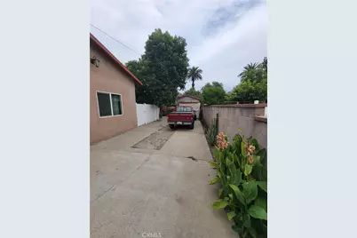 718 S Vine Avenue, Ontario, CA 91762 - Photo 21