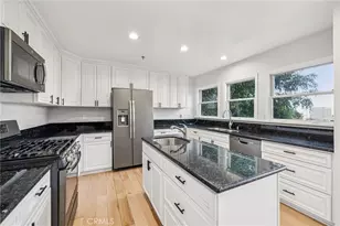 3600 Multiview Dr, Los Angeles, CA 90068 - Photo 23