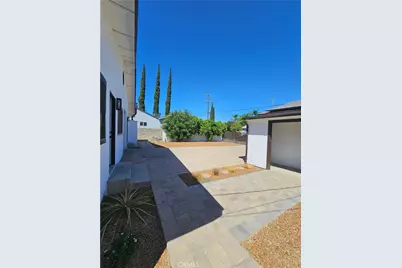 17037 Covello Street, Van Nuys, CA 91406 - Photo 25