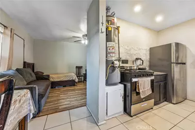 6041 Ferguson Drive, Commerce, CA 90022 - Photo 19