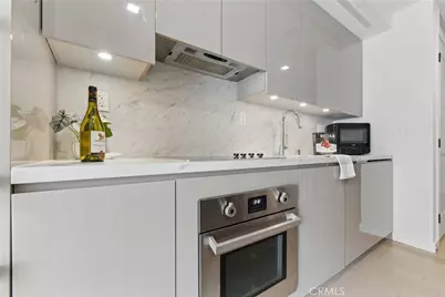 1050 S Grand Avenue #705, Los Angeles, CA 90015 - Photo 19