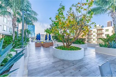 1050 S Grand Avenue #705, Los Angeles, CA 90015 - Photo 27