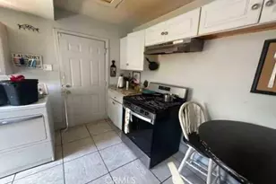 958 N Sierra Way, San Bernardino, CA 92410 - Photo 3