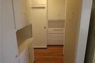 1633 E 1st St, Long Beach, CA 90802 - Photo 13