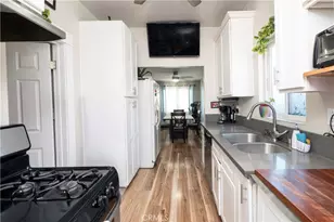 1316 S Grand Ave, San Pedro, CA 90731 - Photo 13