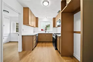 4431 Victoria Park Pl, Los Angeles, CA 90019 - Photo 11