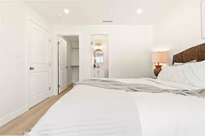 10621 Helendale Avenue, Tujunga, CA 91042 - Photo 23