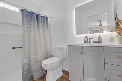 9564 Rosecrans Avenue, Bellflower, CA 90706 - Photo 19